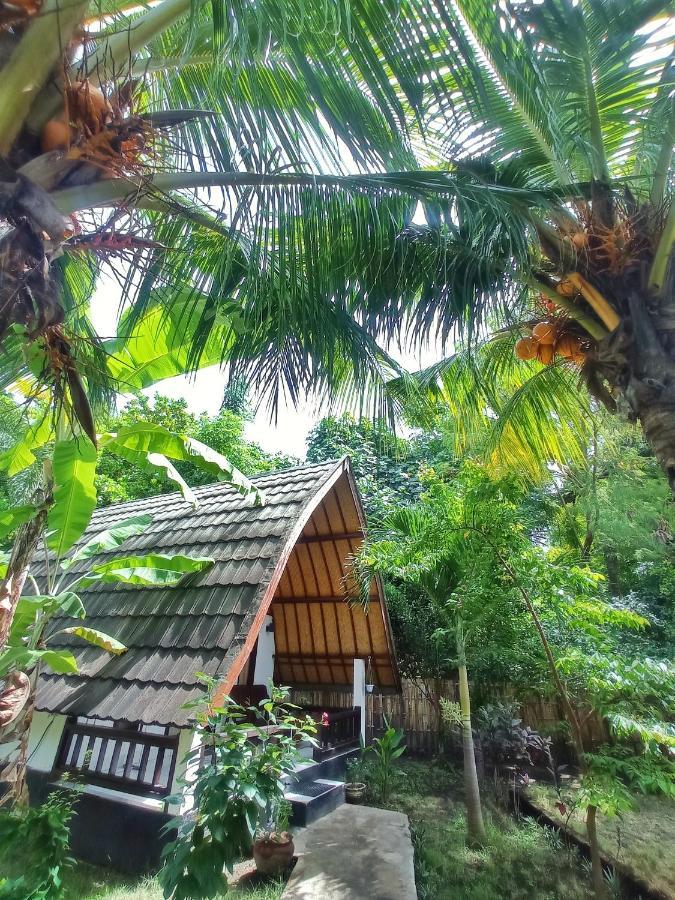 Follow The Rabbit Bungalow Gili Air Exterior foto