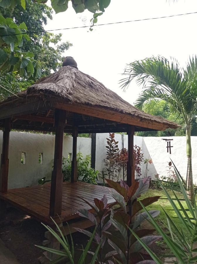 Follow The Rabbit Bungalow Gili Air Exterior foto