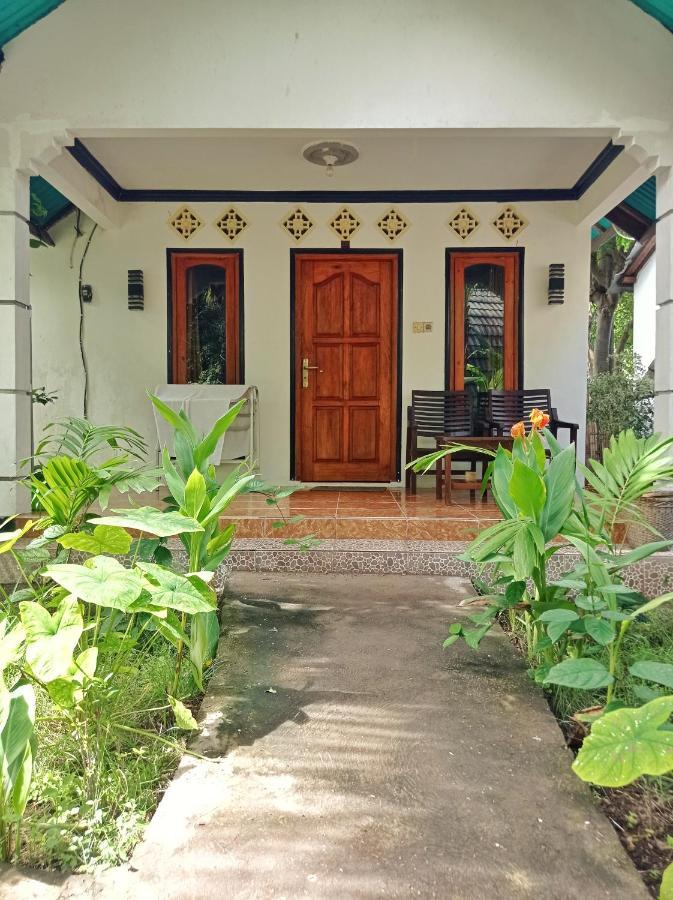Follow The Rabbit Bungalow Gili Air Exterior foto